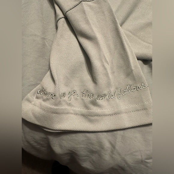 ADIDAS crop tee - Picture 3 of 3